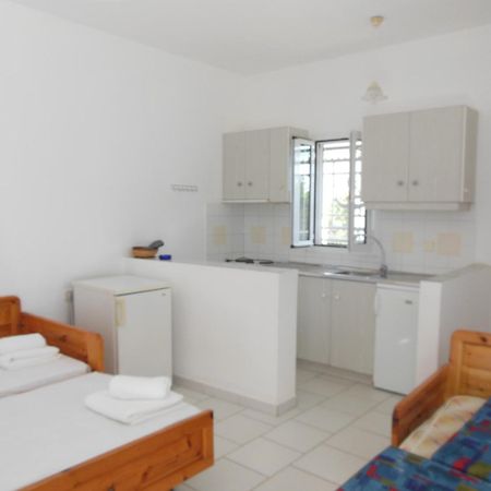 Helonata Apartments อาร์คูดี ภายนอก รูปภาพ