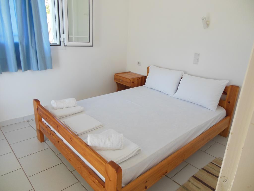 Helonata Apartments อาร์คูดี ภายนอก รูปภาพ