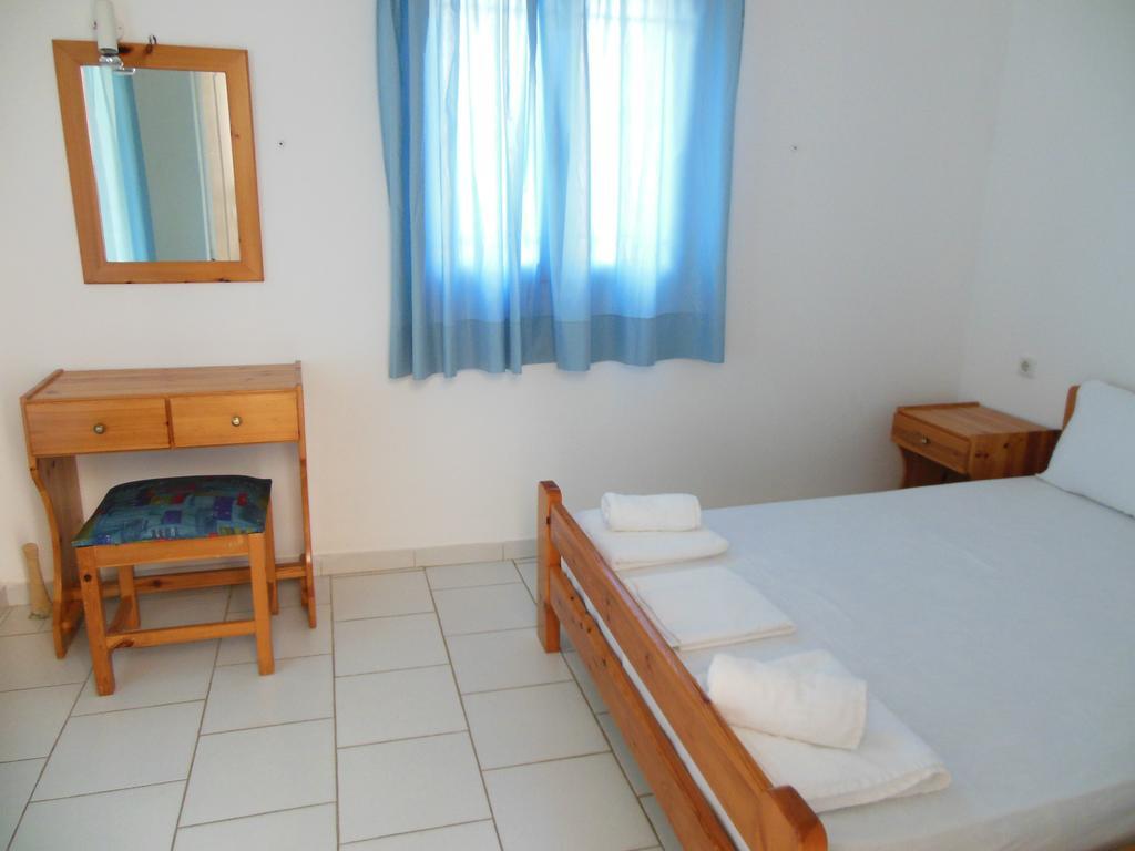 Helonata Apartments อาร์คูดี ภายนอก รูปภาพ