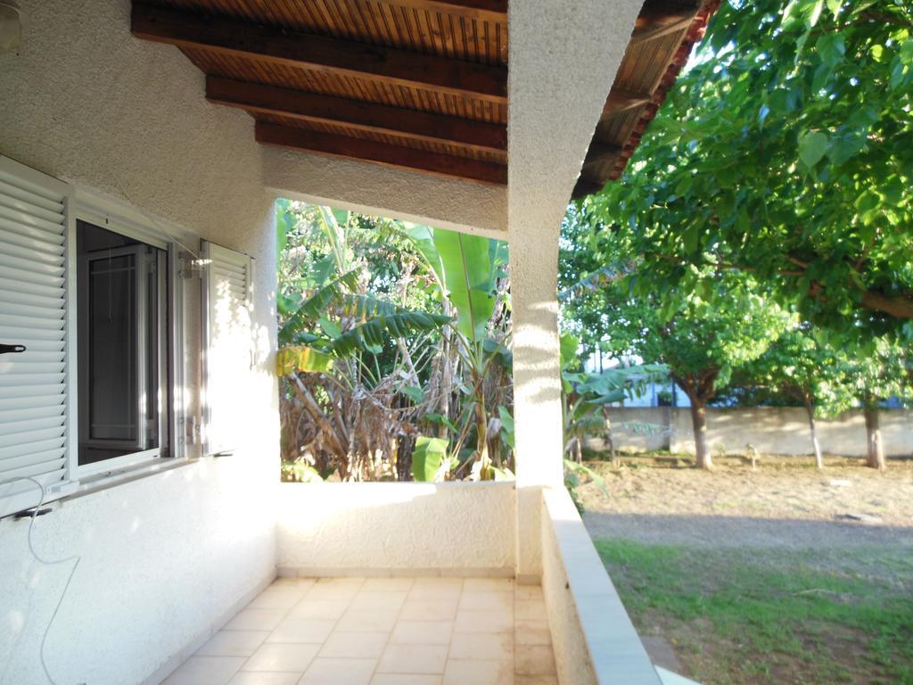 Helonata Apartments อาร์คูดี ภายนอก รูปภาพ