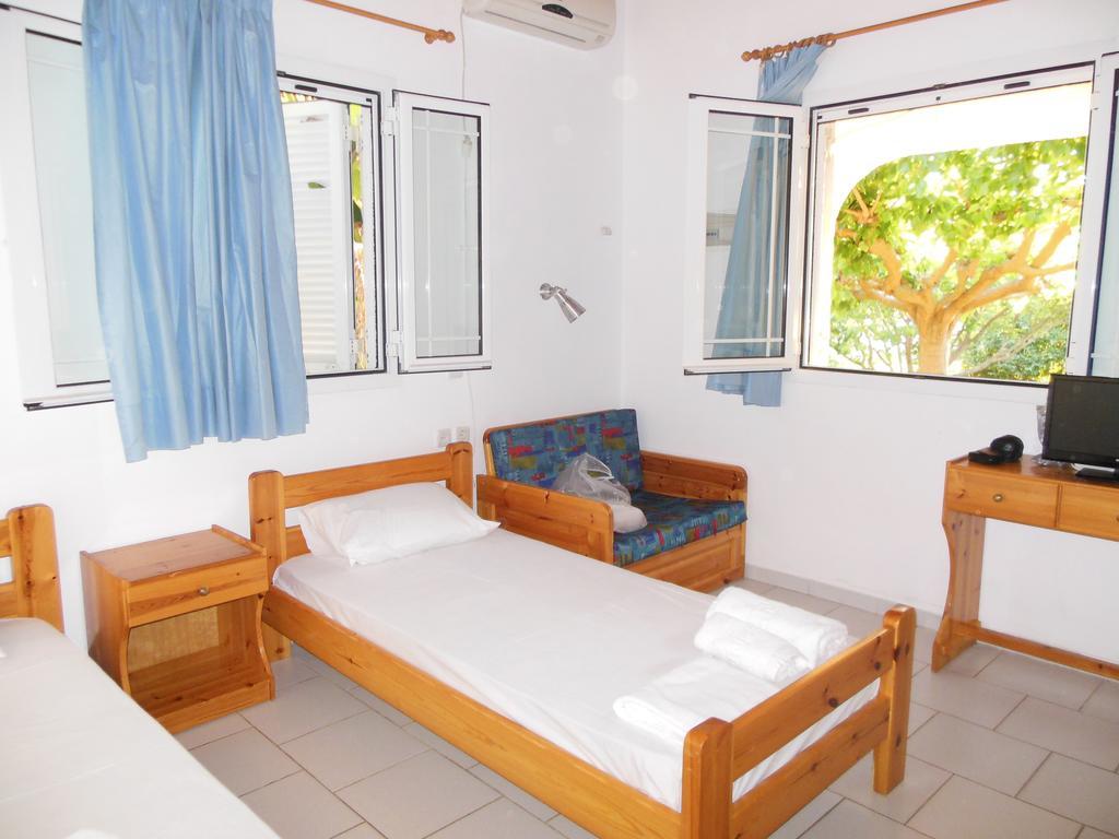 Helonata Apartments อาร์คูดี ภายนอก รูปภาพ
